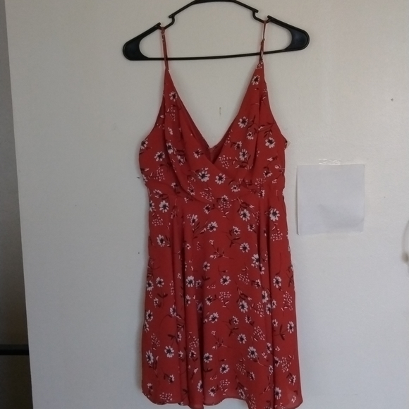 essue Dresses & Skirts - Essue Summer Midi Dress Sz.S OOh la la